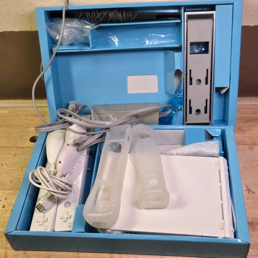 Nintendo box console